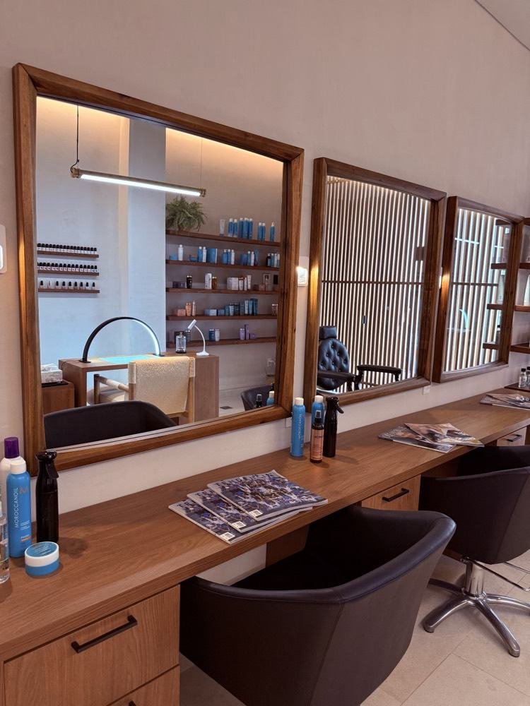 Salón de cabello de Manoma